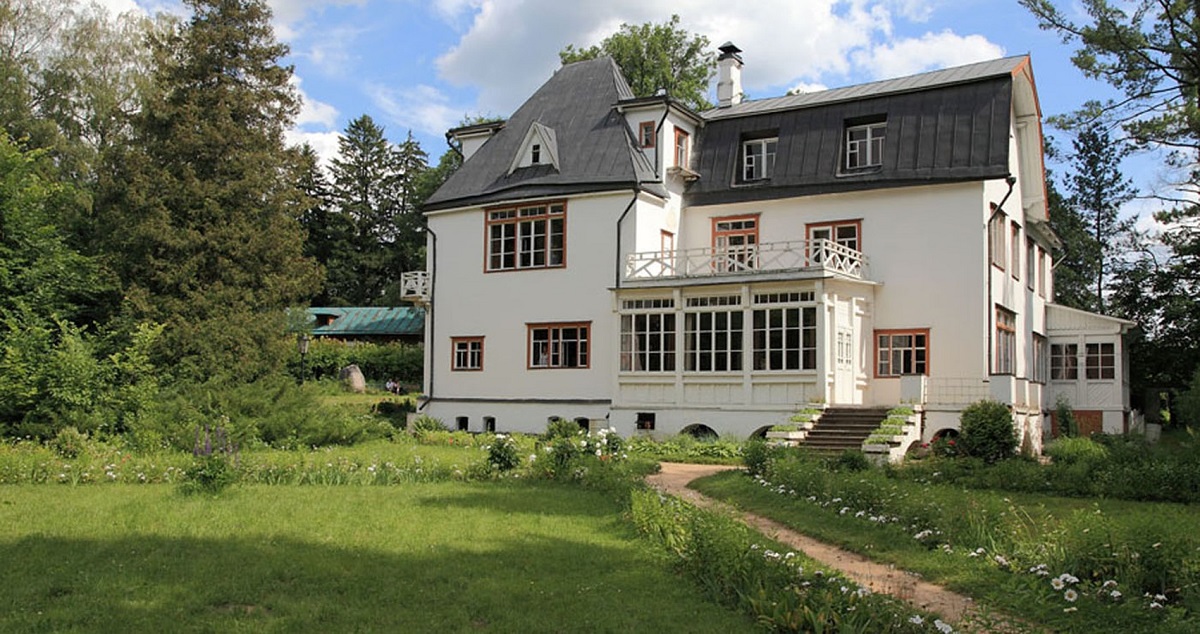 Музей-усадьба "Поленово"